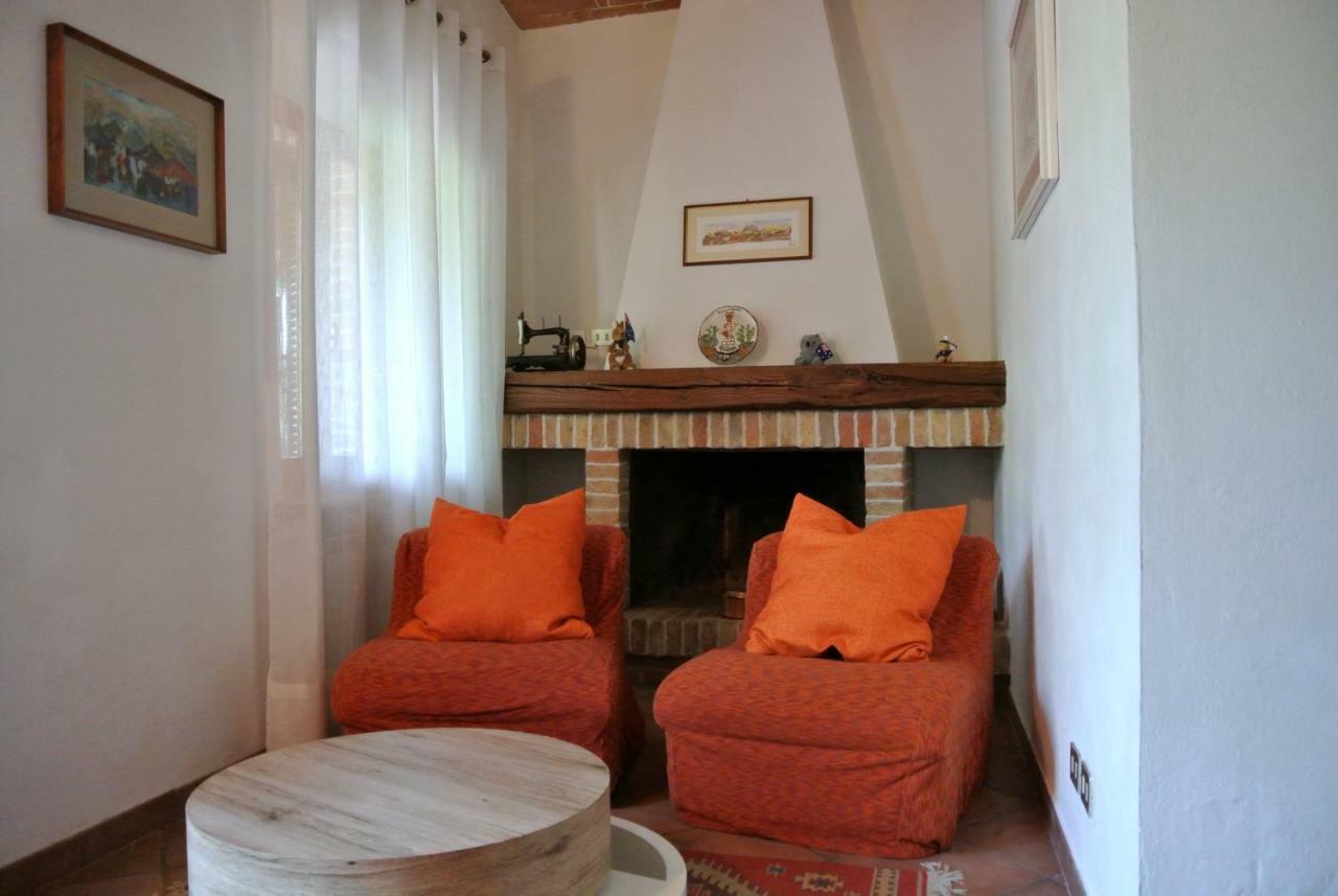 Lovely Tuscan Country House Siena Exterior foto